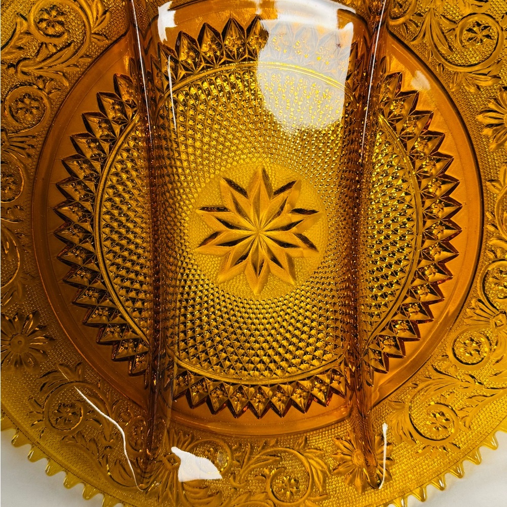 Vintage Amber Glass Sandwich Serving Tray - Starburst Scalloped Rim VTG 70s - Picture 3 of 7